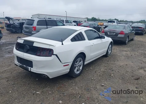 2013 Ford Mustang V6 from USA, damaged, VIN 1ZVBP8AM8D5242951